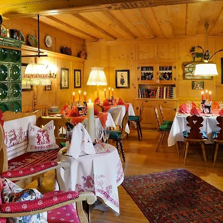 Romantikhotel Almtalhof Hotel 4*
