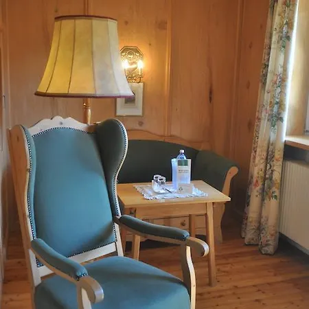 Romantikhotel Almtalhof 4*