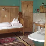Romantikhotel Almtalhof 4*
