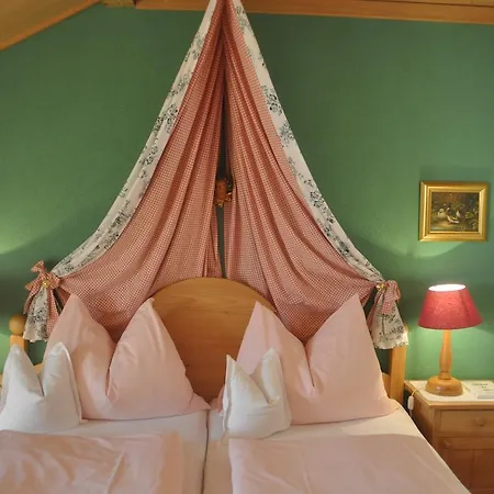 فندق Romantikhotel Almtalhof 4*